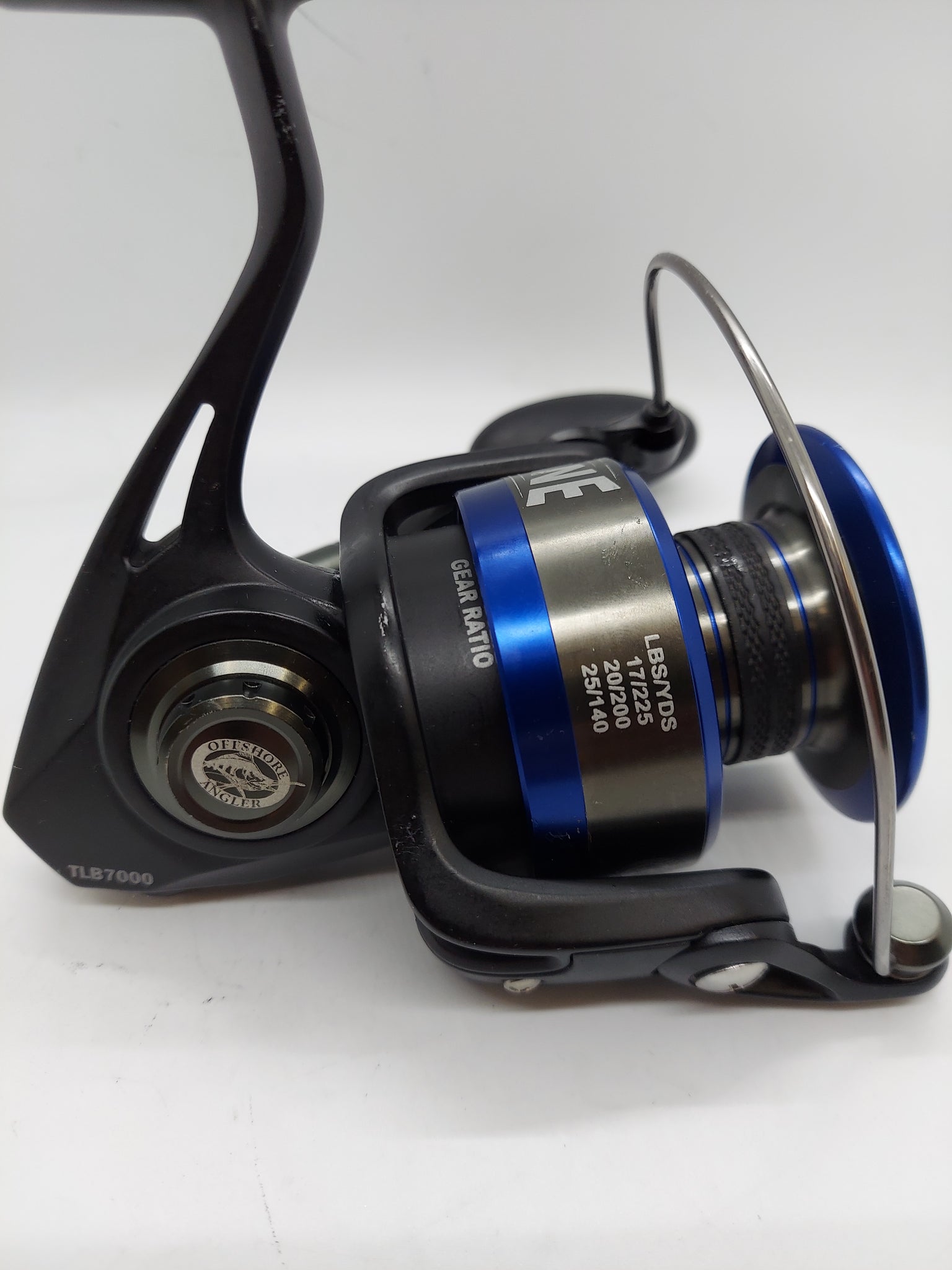 BASS PRO SHOPS INSHORE EXTREME 50 SPINNING REEL
