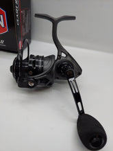 Load image into Gallery viewer, PENN Clash II 2500 Spinning Reel
