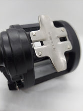 Load image into Gallery viewer, PENN 45 GLS Lever Drag Senator Conventional ReeL
