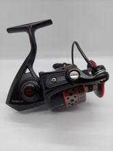 Load image into Gallery viewer, PENN FIERCE II 4000 SPINNING REEL
