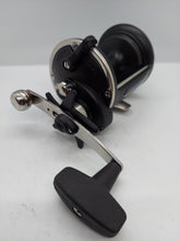 Load image into Gallery viewer, PENN 555 MAG CONVENTIONAL FISHING REEL
