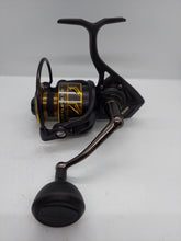 Load image into Gallery viewer, PENN Battle III 5000 Spinning Reel
