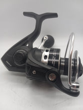 Load image into Gallery viewer, PENN Pursuit II 6000 Spinning Reel
