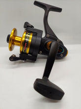 Load image into Gallery viewer, PENN 450SSg Spinning Reel
