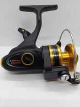 Load image into Gallery viewer, PENN 450SSg Spinning Reel
