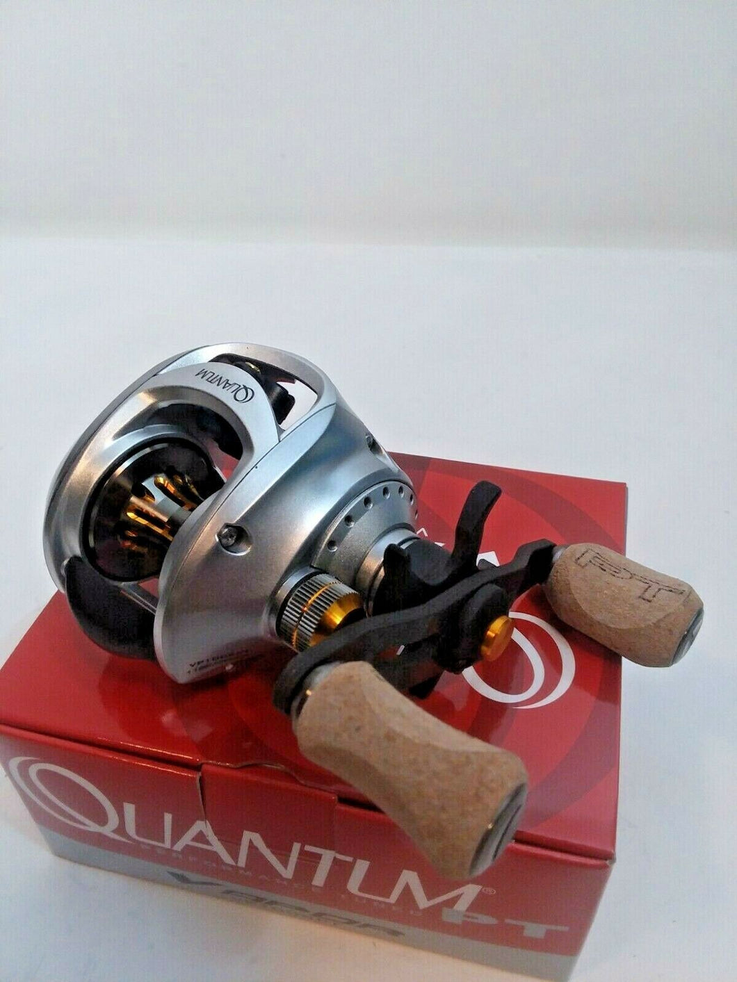 Fishing Reel Quantum Probe QP100 Baitcast New in Packaging 